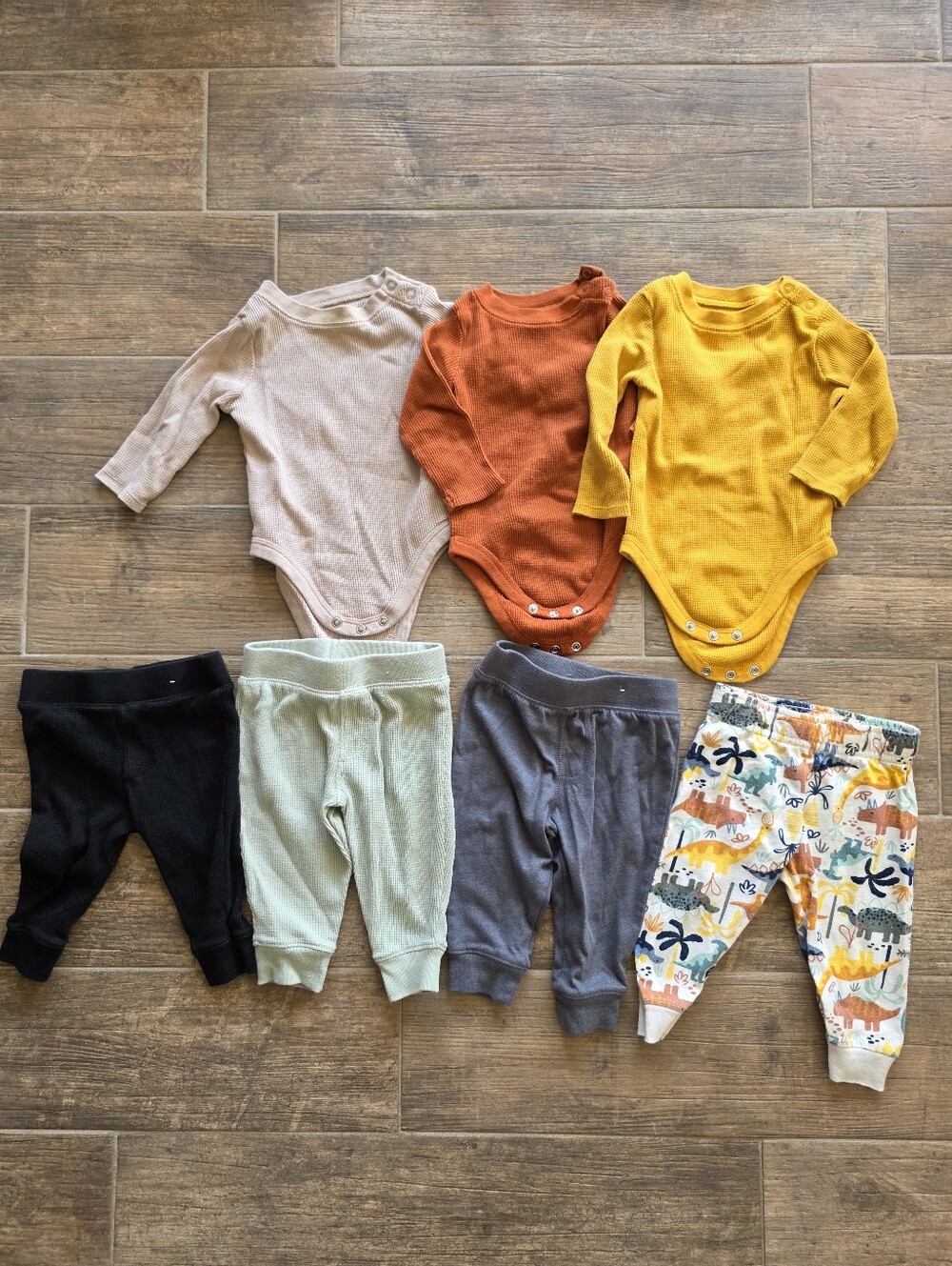 6-9M Lot